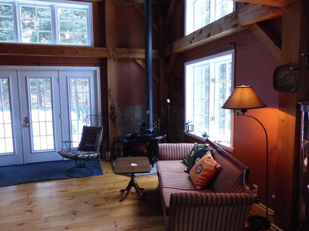 Gite Le Roupillon B&B Mont-Tremblant Exterior photo