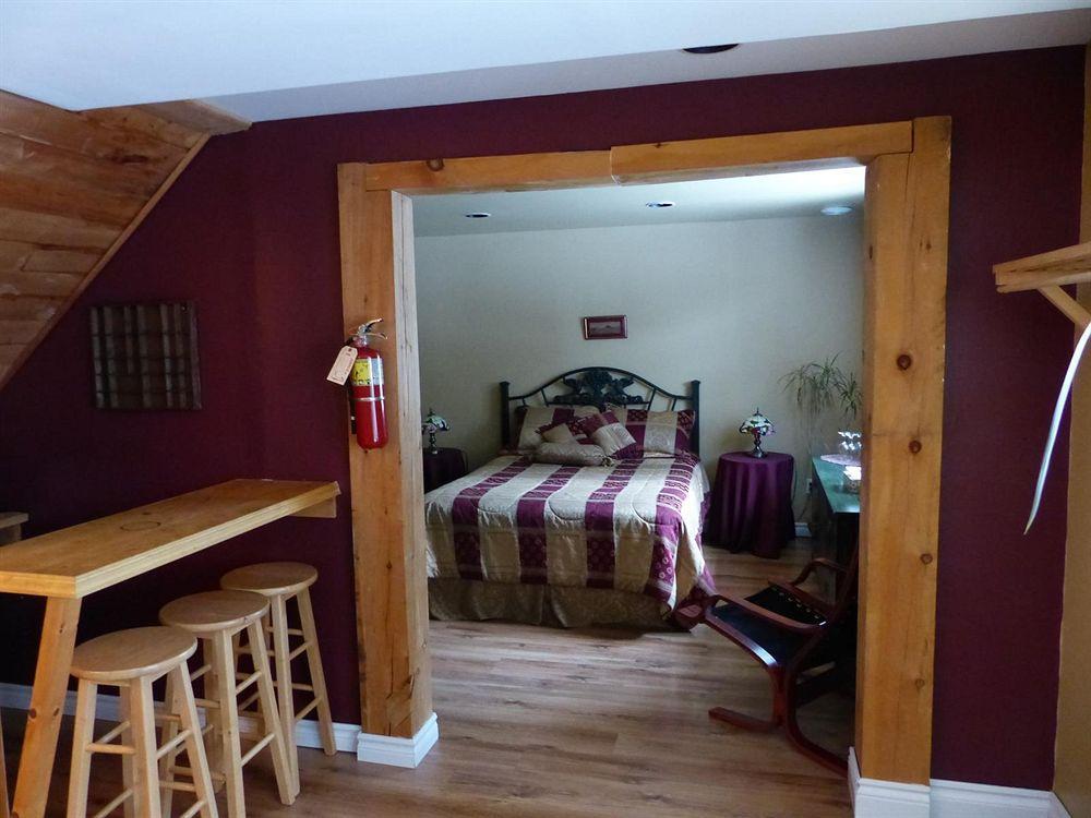 Gite Le Roupillon B&B Mont-Tremblant Exterior photo
