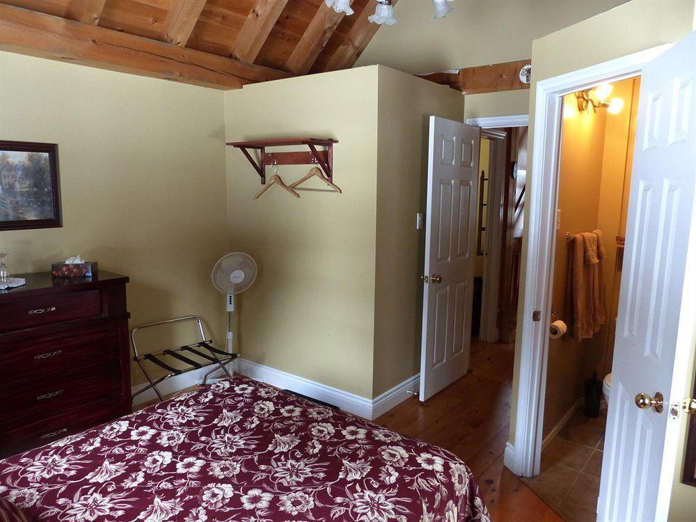 Gite Le Roupillon B&B Mont-Tremblant Exterior photo