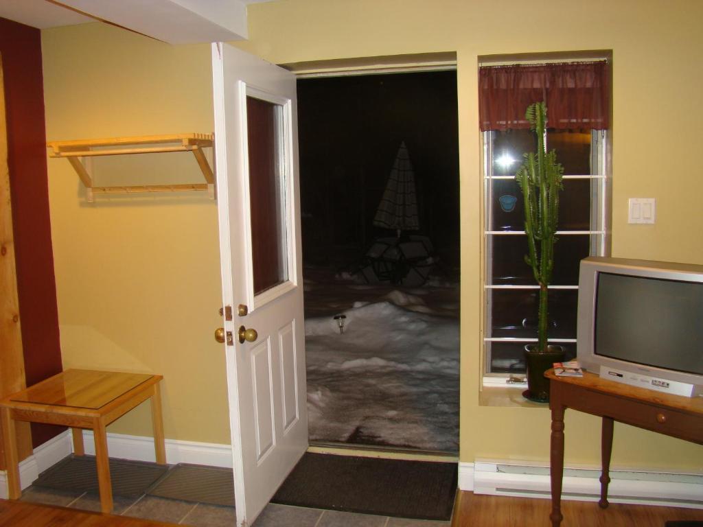 Gite Le Roupillon B&B Mont-Tremblant Exterior photo