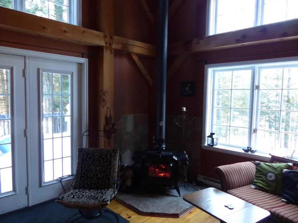 Gite Le Roupillon B&B Mont-Tremblant Exterior photo